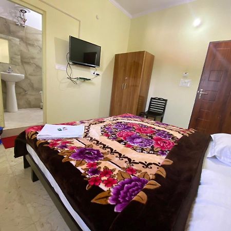 Hotel Govind Palace Rishīkesh Exterior foto